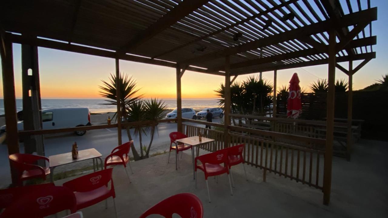 Rock'S Beach Spot Front Costa da Caparica Extérieur photo